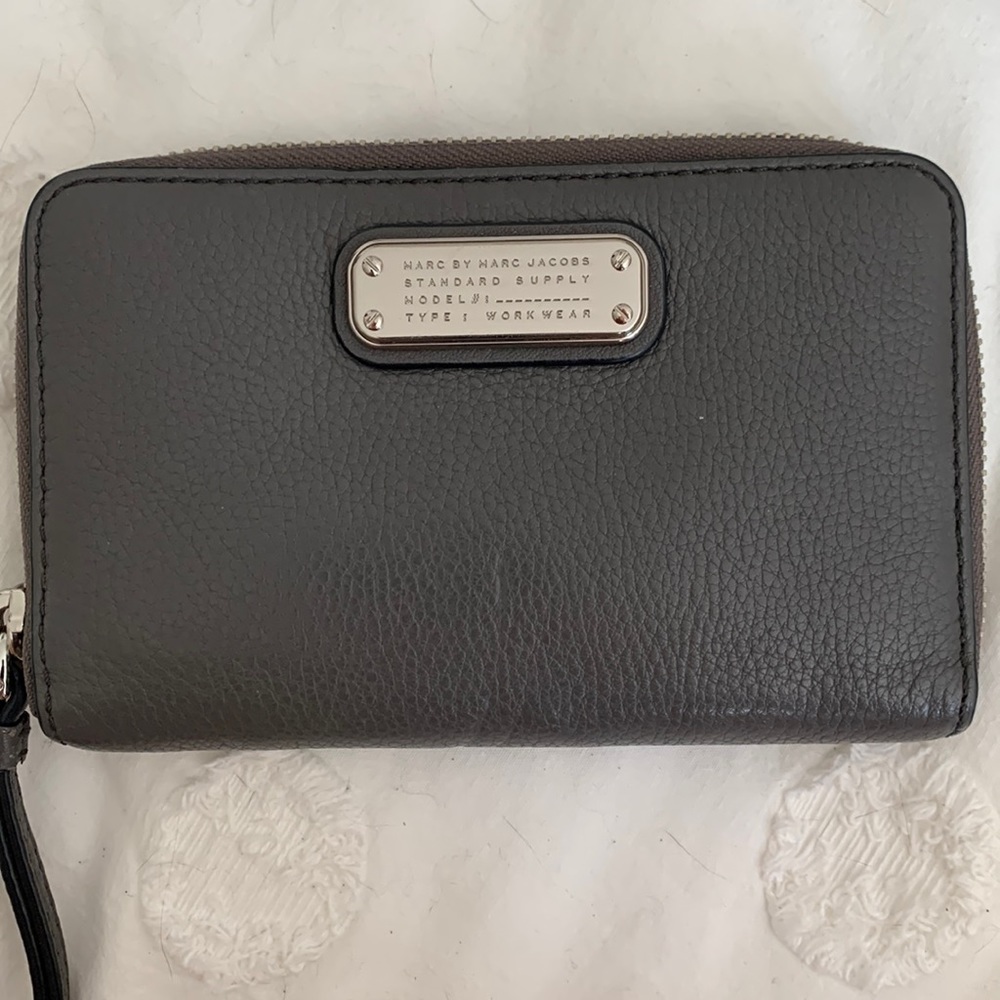 Marc Jacobs Wallet - Gray
